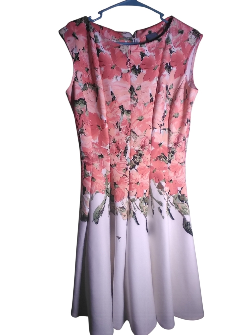 Gabby Skye Floral Coral and White Sleeveless Fit-and-Flare Dress Size 6 Flowy
